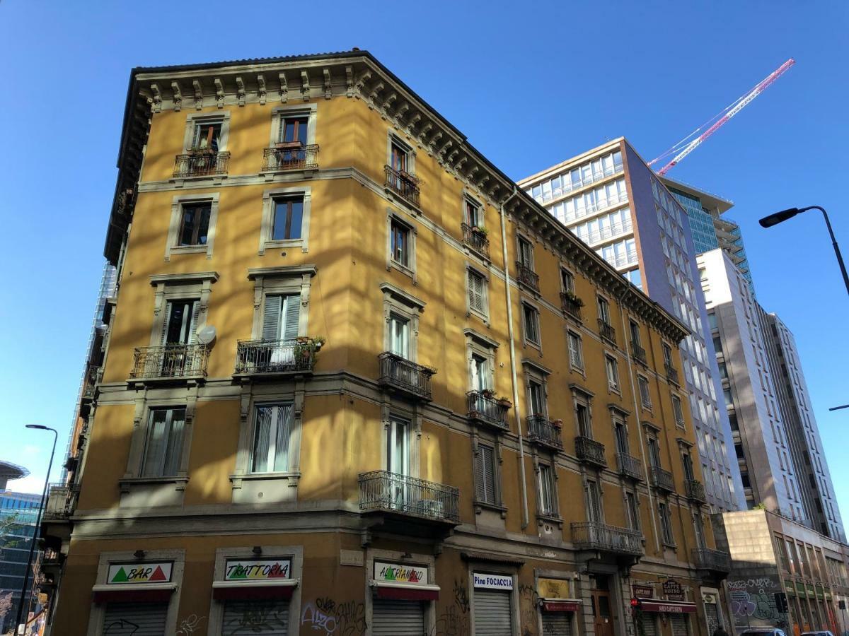 Bilocale Zona Centrale Mediolan Zewnętrze zdjęcie