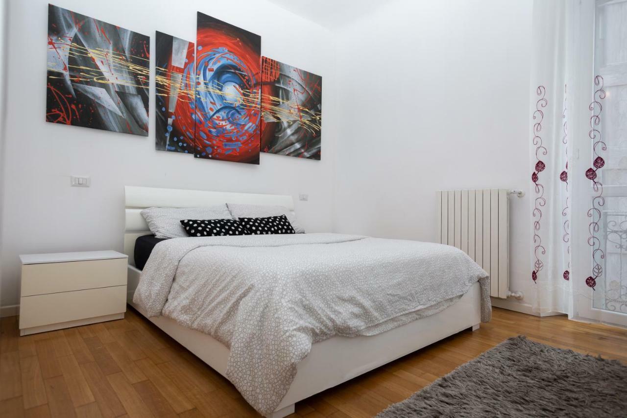 Bilocale Zona Centrale Mediolan Zewnętrze zdjęcie